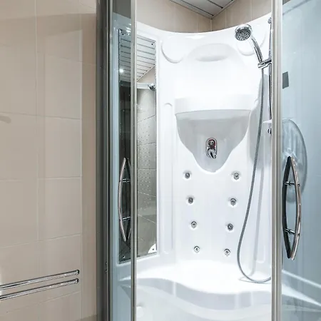 Airhome - Quiet And Peace Apartament *